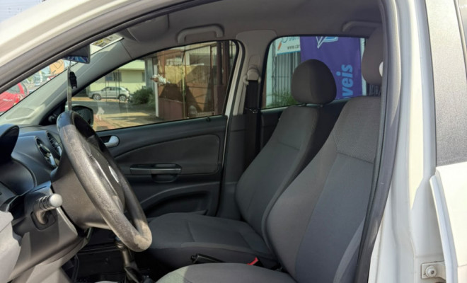 VW - VolksWagen VOYAGE 1.0/1.0 City Mi Total Flex 8V 4p 2013 Flex-5