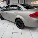 Fiat LINEA ESSENCE Dualogic 1.8 Flex 16V 4p 2013 Flex-7