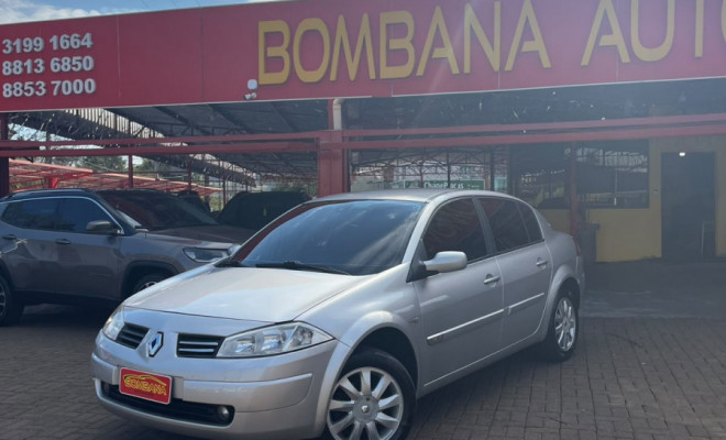 Renault Megane Sedan Dynamique 2.0 16V Aut. 2010 Flex