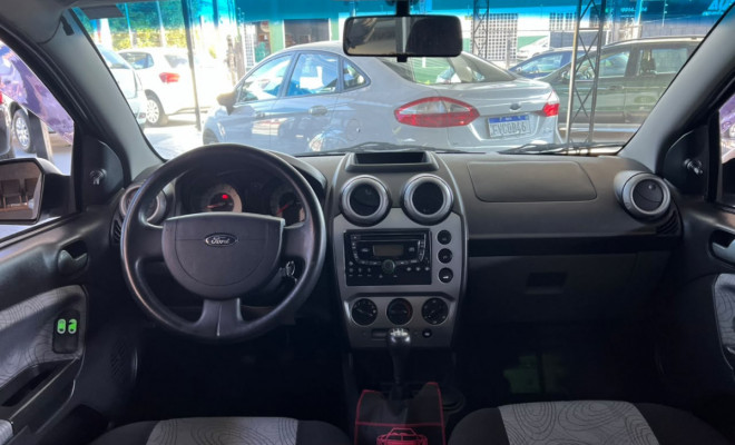 Ford Fiesta Sed. 1.6 8V Flex 4p 2008 Flex-4