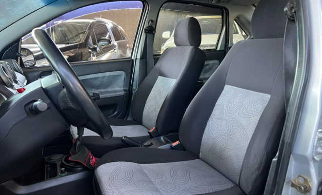 Ford Fiesta Sed. 1.6 8V Flex 4p 2008 Flex-6