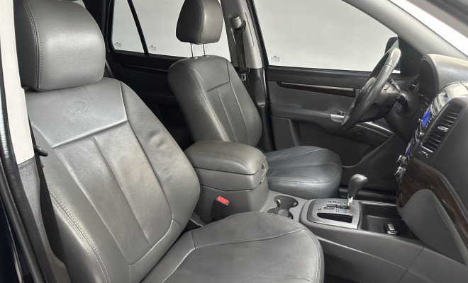Hyundai Santa Fe GLS 3.5 V6 4x4 2011-9