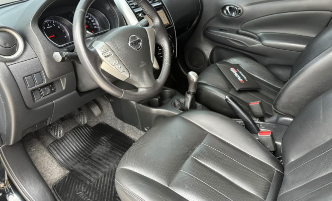 Nissan VERSA SL 1.6 FlexStart - 2019-8