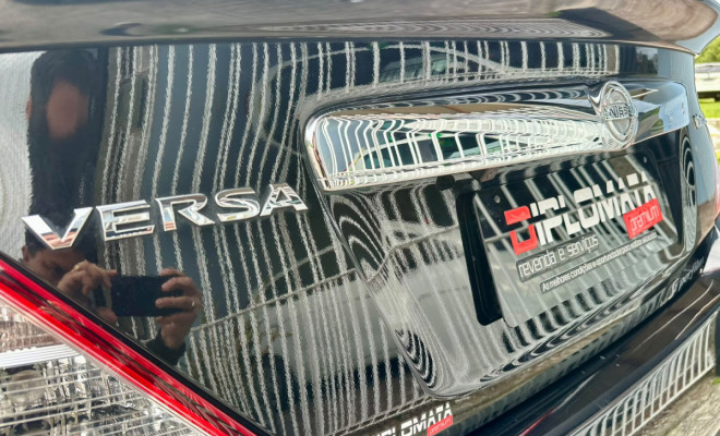 Nissan VERSA SL 1.6 FlexStart - 2019-4
