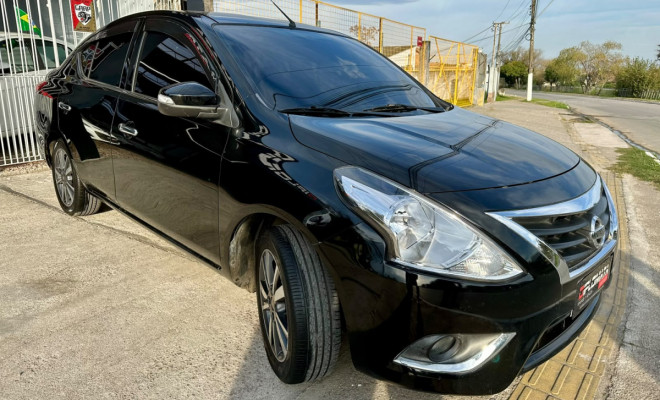 Nissan VERSA SL 1.6 FlexStart - 2019-0