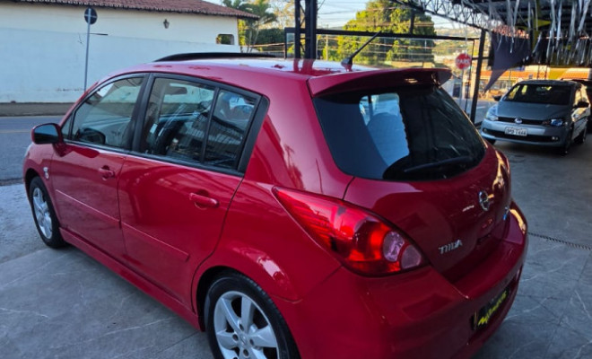 Nissan TIIDA SL 1.8/1.8 Flex 16V Aut. 2012 Flex-3