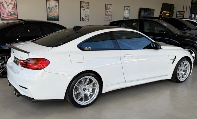 BMW M4 Coupe 3.0 Bi-Turbo 24V 431cv 2p 2015 Gasolina-3