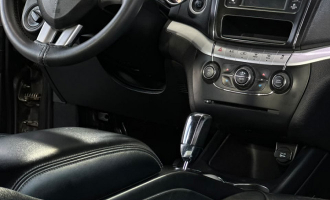 Fiat FREEMONT EMOT./PRECISION 2.4 16V 5p Aut. 2012 Gasolina-5
