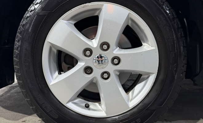 Dodge JOURNEY SXT 3.6 V6 Aut. 2012 Gasolina-15