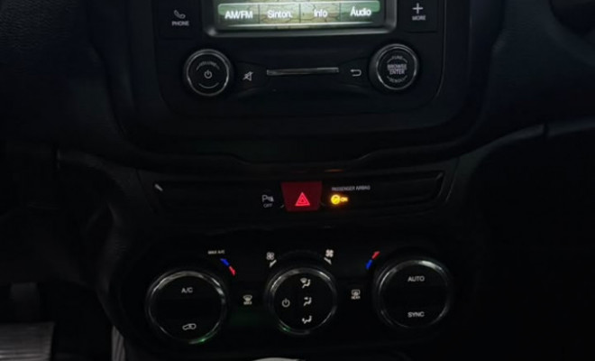 Jeep Renegade Longitude 1.8 4x2 Flex 16V Aut. 2016 Flex-30