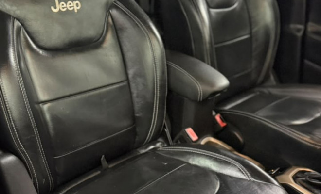 Jeep Renegade Longitude 1.8 4x2 Flex 16V Aut. 2016 Flex-50