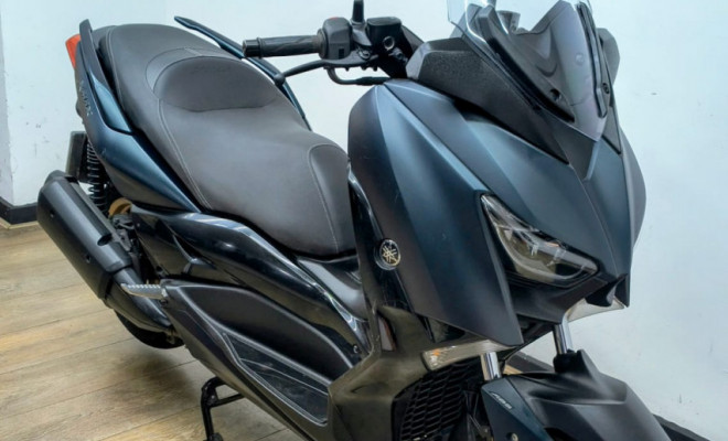 YAMAHA XMAX 250 ABS 2024 Gasolina-0