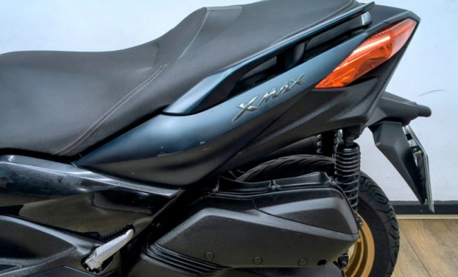 YAMAHA XMAX 250 ABS 2024 Gasolina-5