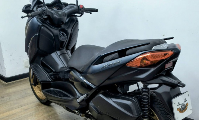 YAMAHA XMAX 250 ABS 2024 Gasolina-9