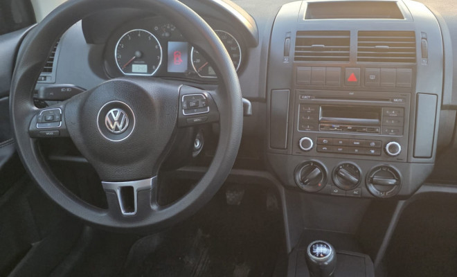 VW - VolksWagen Polo 1.6 Mi/S.Ouro 1.6 Mi Tot.Flex 8V 5p 2014 Flex-6