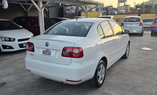 VW - VolksWagen Polo 1.6 Mi/S.Ouro 1.6 Mi Tot.Flex 8V 5p 2014 Flex-3