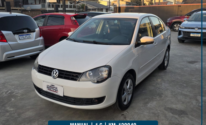 VW - VolksWagen Polo 1.6 Mi/S.Ouro 1.6 Mi Tot.Flex 8V 5p 2014 Flex
