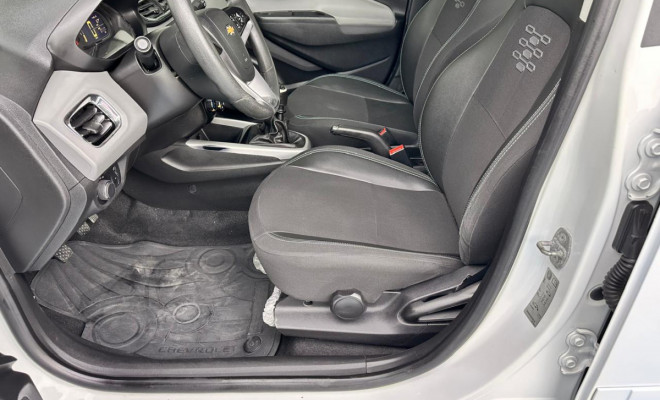 GM - Chevrolet ONIX HATCH LT 1.0 8V FlexPower 5p Mec. 2019 Flex-6