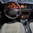 GM - Chevrolet Vectra GLS/Expres.2.2/ 2.0 e 2.0 CD 8V 2004 Gasolina-2