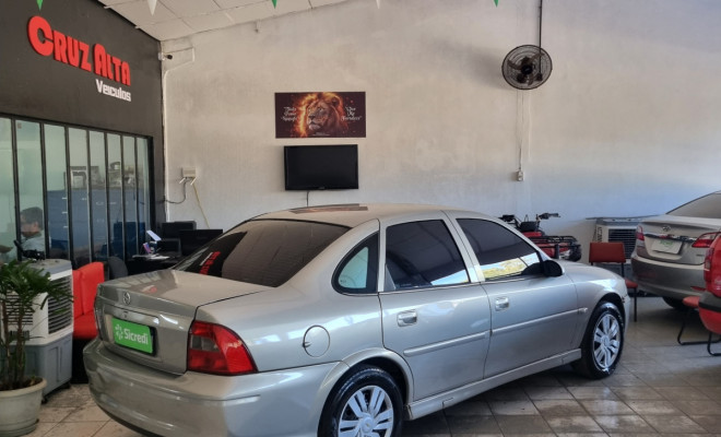 GM - Chevrolet Vectra GLS/Expres.2.2/ 2.0 e 2.0 CD 8V 2004 Gasolina-7
