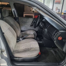 GM - Chevrolet Vectra GLS/Expres.2.2/ 2.0 e 2.0 CD 8V 2004 Gasolina-4