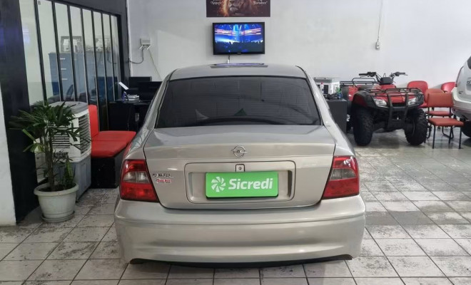 GM - Chevrolet Vectra GLS/Expres.2.2/ 2.0 e 2.0 CD 8V 2004 Gasolina-1