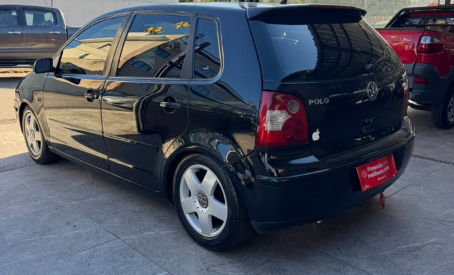 VW - VolksWagen Polo 1.6 Mi/ S.Ouro 1.6Mi 101cv 8V 5p 2005 Flex-3