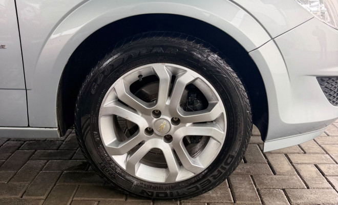 GM - Chevrolet Vectra Elegan. 2.0 MPFI 8V FlexPower Mec 2010 Flex-6