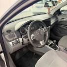 GM - Chevrolet Vectra Elegan. 2.0 MPFI 8V FlexPower Mec 2010 Flex-9