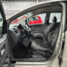 VW - VolksWagen Fox 1.0 Mi Total Flex 8V 5p 2013 Flex-9