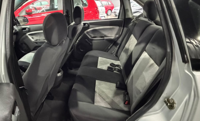 Ford Fiesta Sed. 1.6 8V Flex 4p 2010 Flex-10