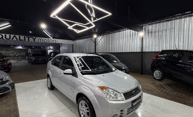 Ford Fiesta Sed. 1.6 8V Flex 4p 2010 Flex