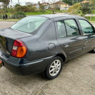Renault Clio Sedan 1.0 Expression - 2004-2