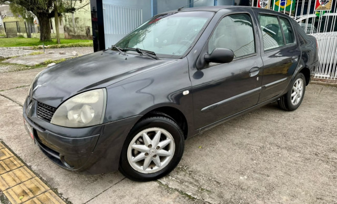 Renault Clio Sedan 1.0 Expression - 2004-4