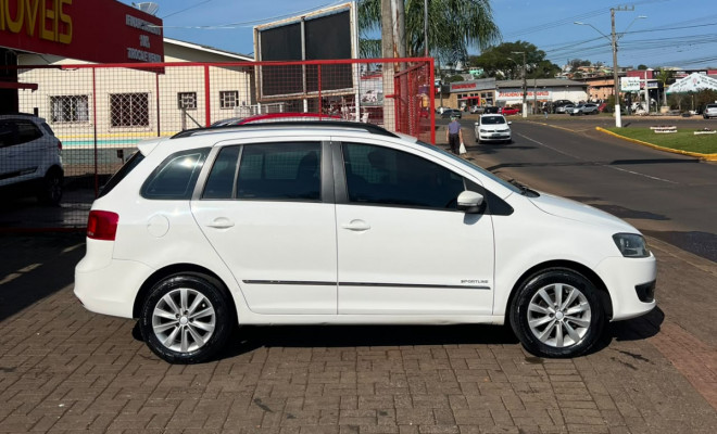 VW - VolksWagen SPACEFOX SPORTLINE/HIGHLINE I MOTION 1.6 2012 Gasolina-4