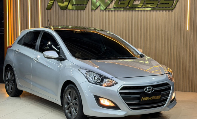 Hyundai i30 1.8 16V Aut. 5p 2016 Gasolina-3