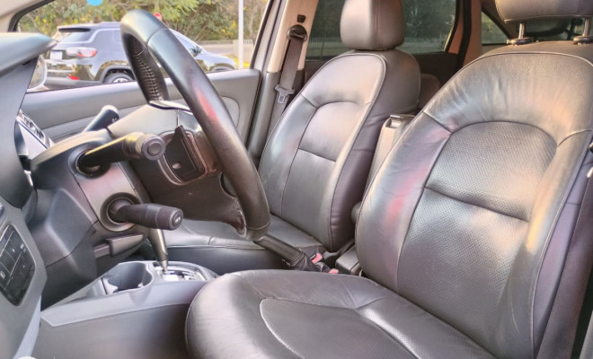 Fiat LINEA ABSOLUTE 1.9/1.8 Flex Dualogic 4p 2013 Flex-3