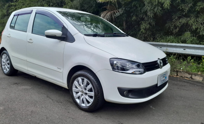 VW - VolksWagen Fox 1.0 Mi Total Flex 8V 5p 2012 Flex