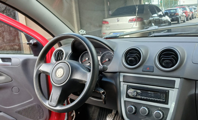 VW -  Gol (novo) 1.0 Mi Total Flex 8V 2011-9