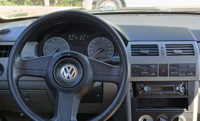 VW - VolksWagen Parati 1.8 Mi/ 1.8 Mi Plus 2000 Gasolina-11