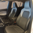 GM - Chevrolet ONIX HATCH PREM. 1.0 12V TB Flex 5p Aut. 2024 Flex-5