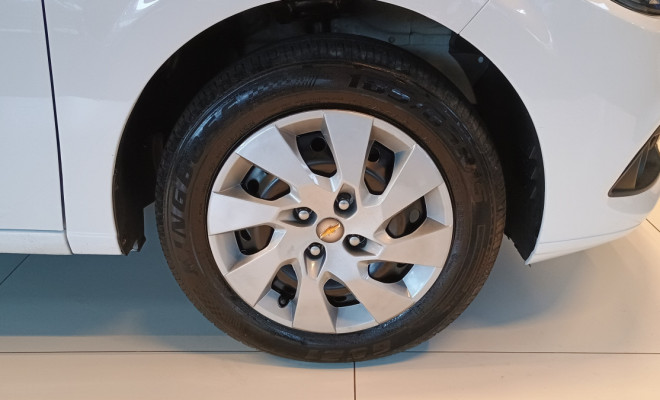 GM - Chevrolet ONIX HATCH LT 1.4 8V FlexPower 5p Mec. 2016 Flex-7