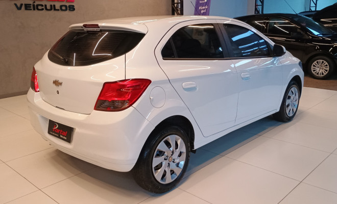 GM - Chevrolet ONIX HATCH LT 1.4 8V FlexPower 5p Mec. 2016 Flex-2