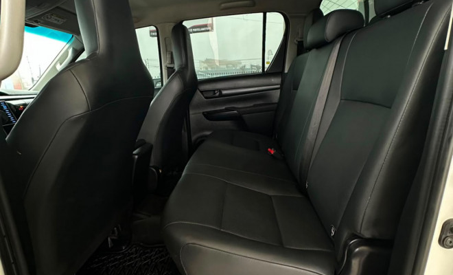 Toyota Hilux CD 4x4 2.8 Diesel Mec. 2019 Diesel-6