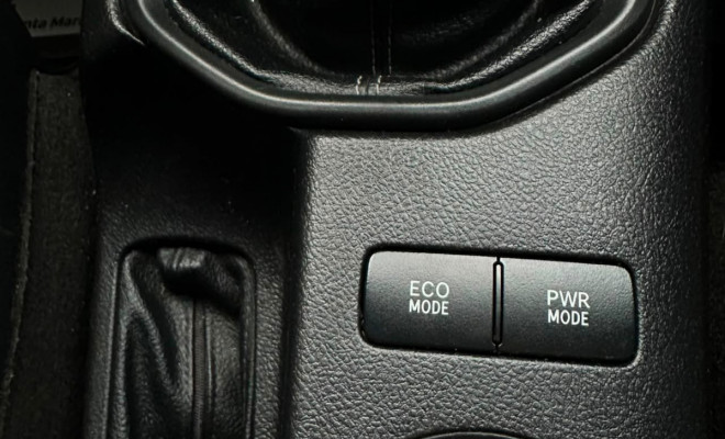 Toyota Hilux CD 4x4 2.8 Diesel Mec. 2019 Diesel-7