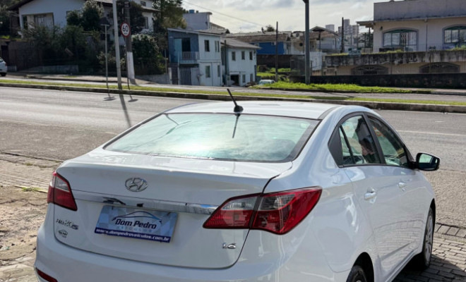 Hyundai HB20S C.Plus/C.Style 1.6 Flex 16V Mec.4p 2018 Flex-4