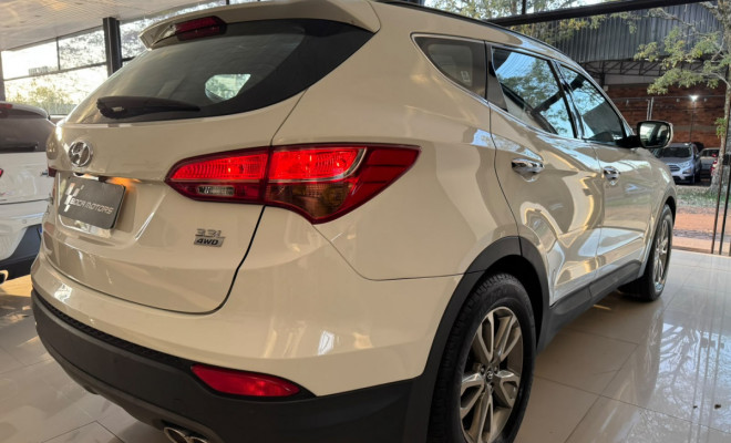 Hyundai Santa Fe/GLS 3.3 V6 4X4 Tiptronic 2014 Gasolina-4