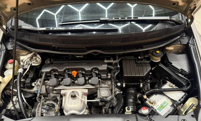 Honda Civic Sedan LXS 1.8/1.8 Flex 16V Aut. 4p 2008-11