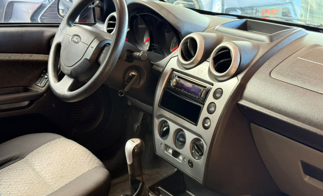 Ford Fiesta SE 1.6 8V Flex 5p 2014 Flex-4