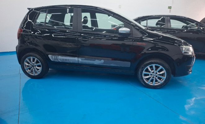 VW - VolksWagen Fox Rock in Rio 1.6 Mi Total Flex 8V 5p 2014 Flex-5